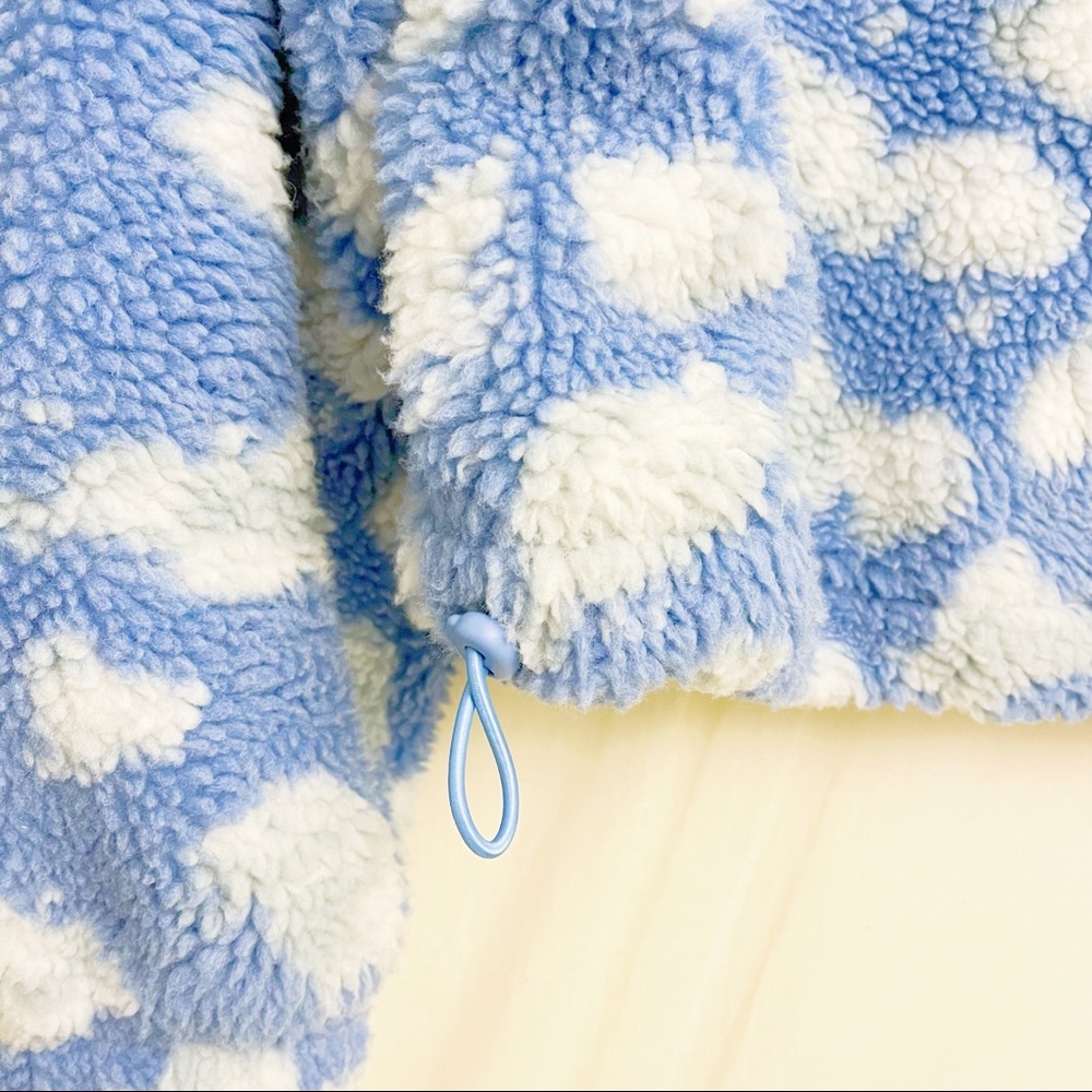Urban Outfitters Blue and White Cloud Nine Sherpa Popover Jacket - Picture 6 of 8
